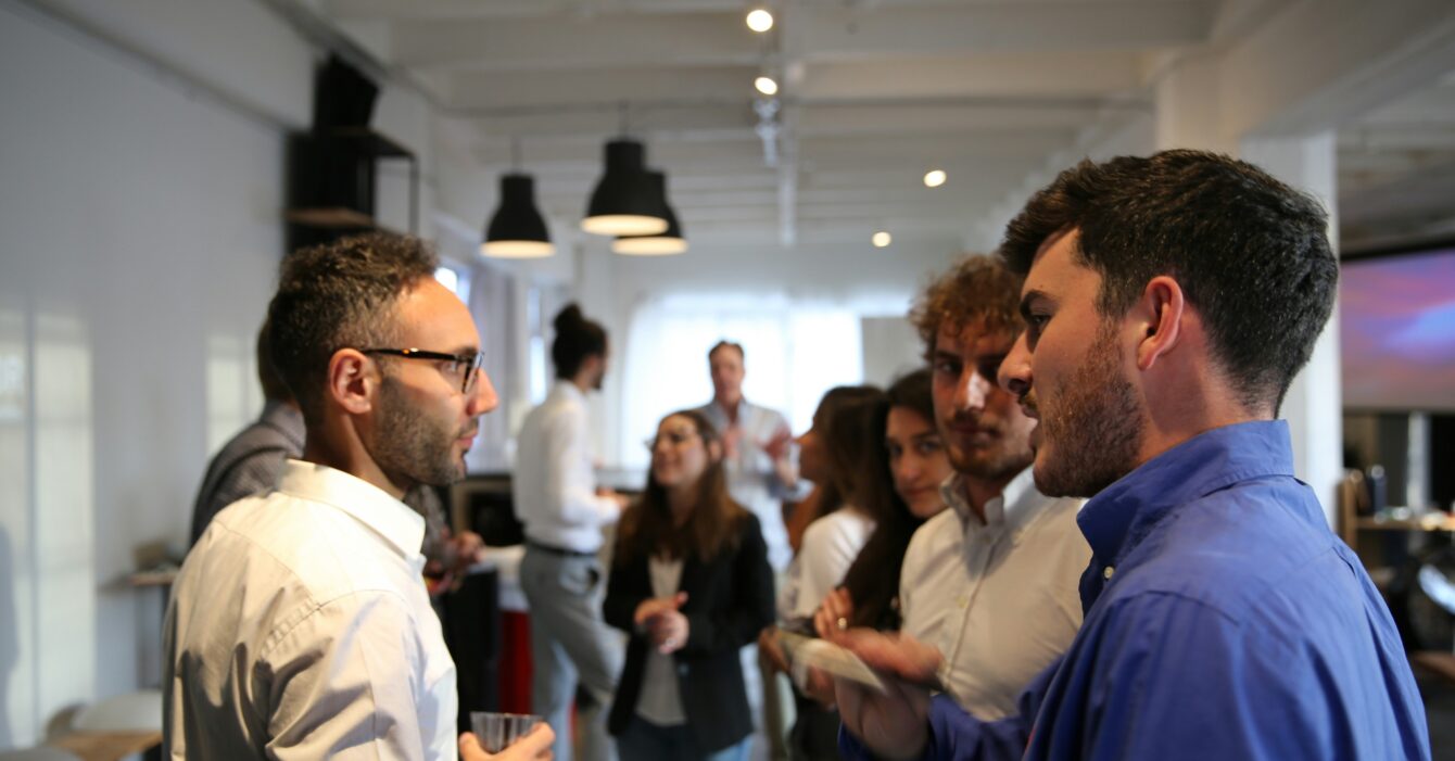 m-accelerator-yTsy3PYFPtc-unsplash